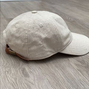 Like-New Canvas Baseball Cap